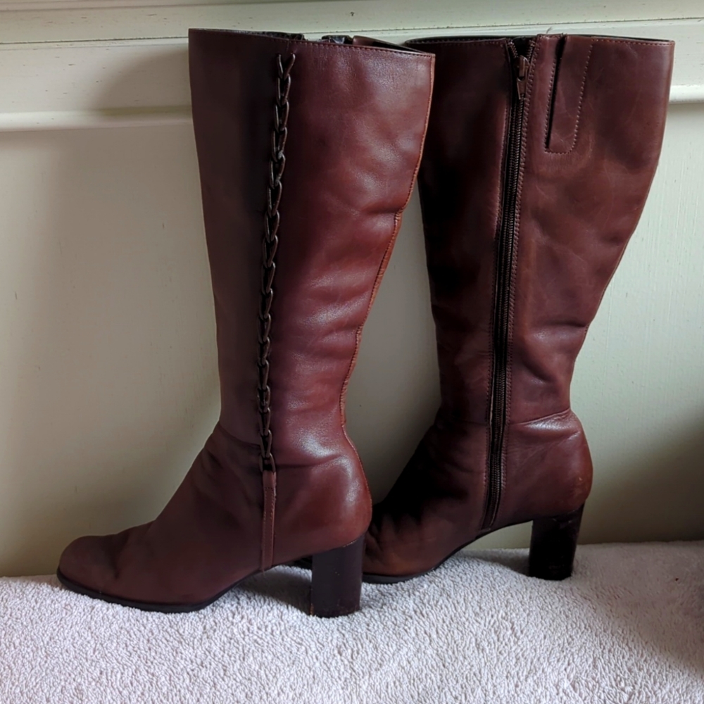 Brown leather dress boots with heels